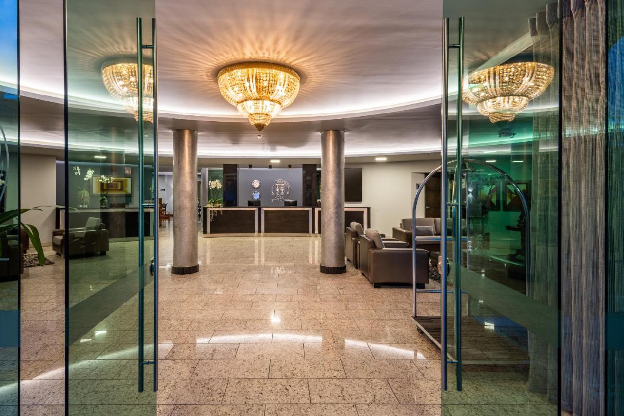 Hotel Egina Медельин Экстерьер фото